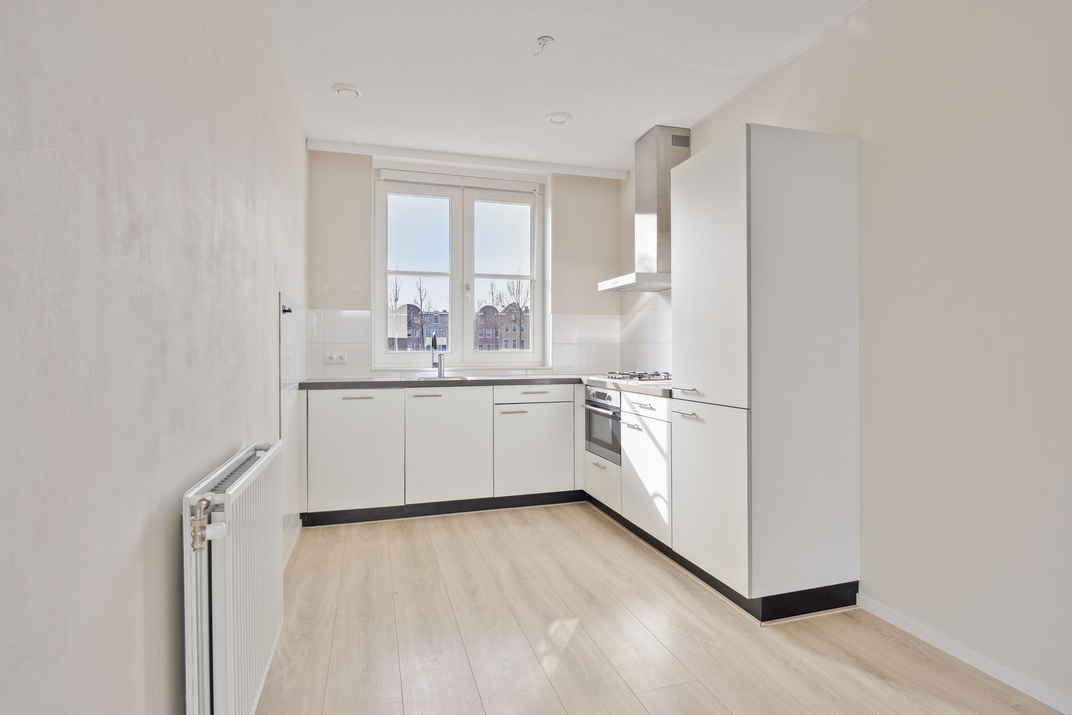 Photo 3 of Potbeker 55