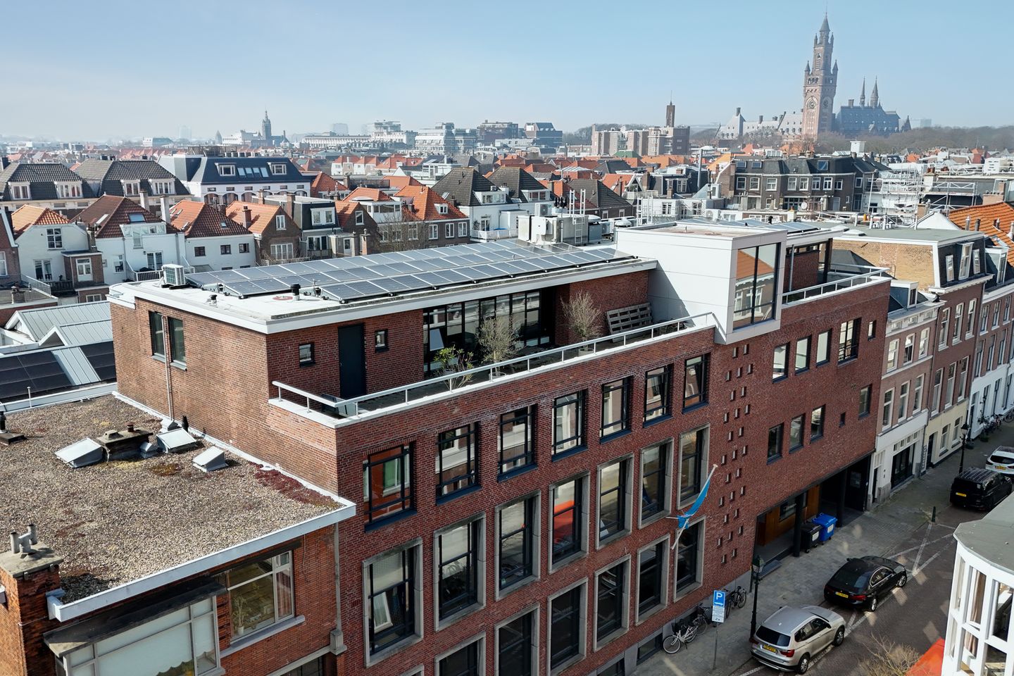 Bekijk foto 1 van De Ruijterstraat 36-A