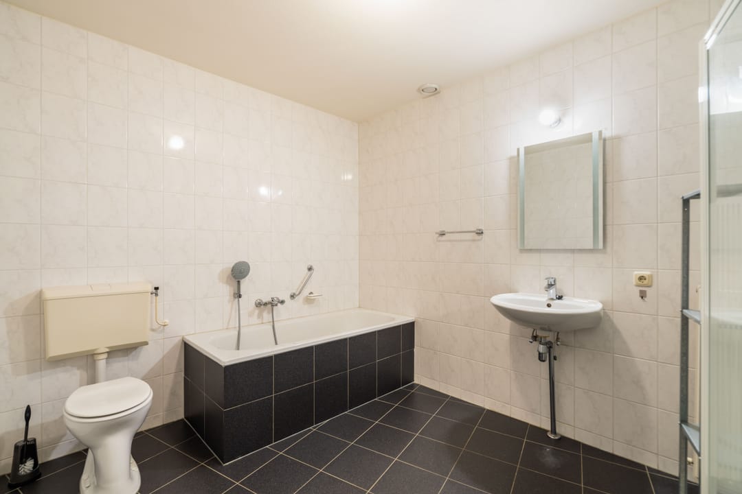 Foto 23 van Louis Regoutstraat 7