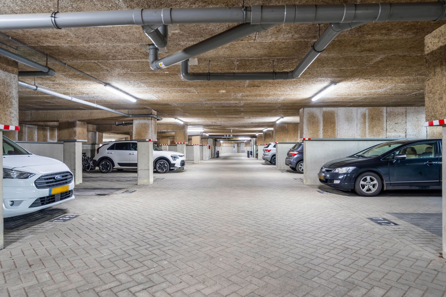 Foto 29 van Louis Regoutstraat 7