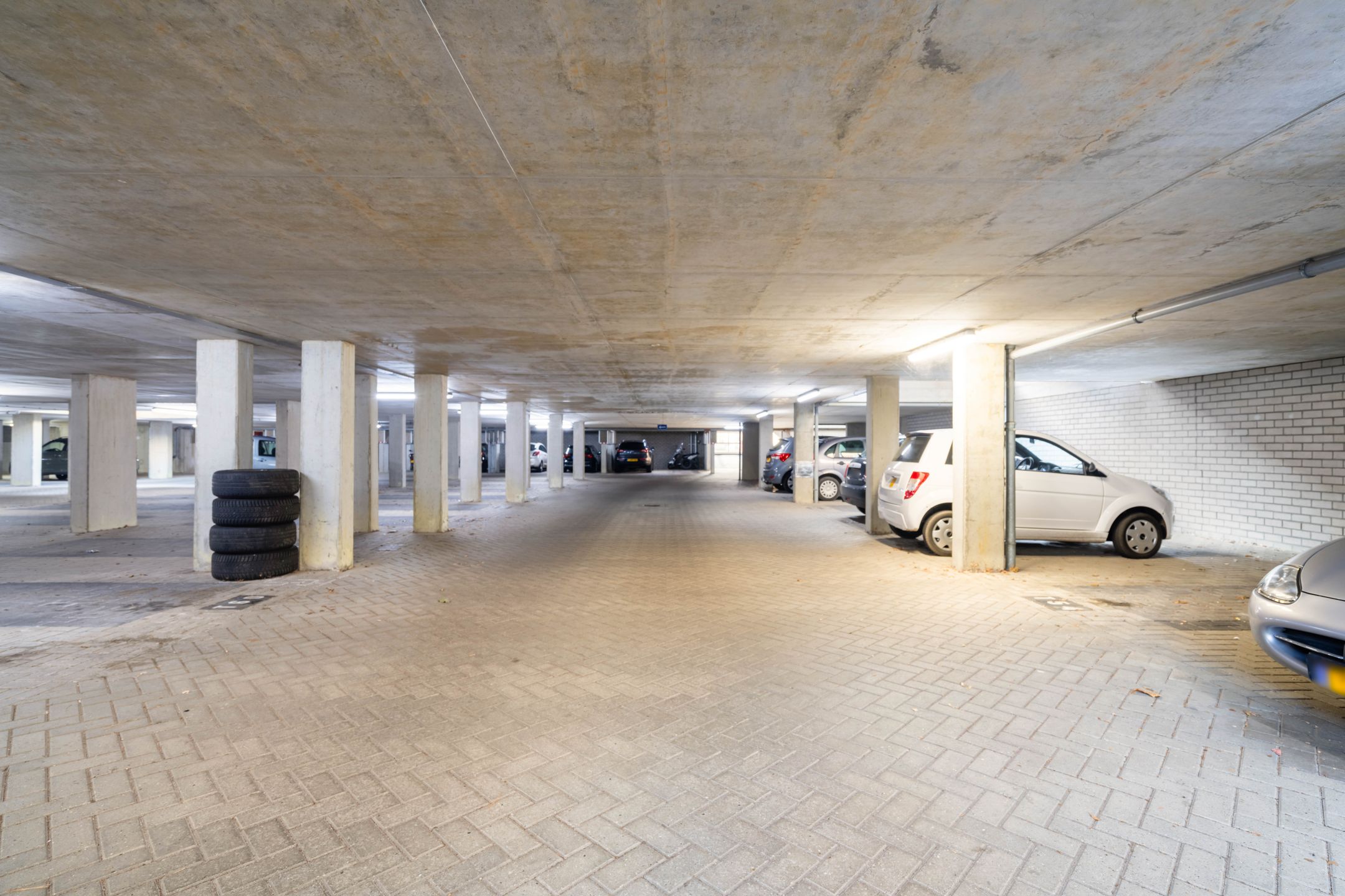 Foto 30 van Louis Regoutstraat 7