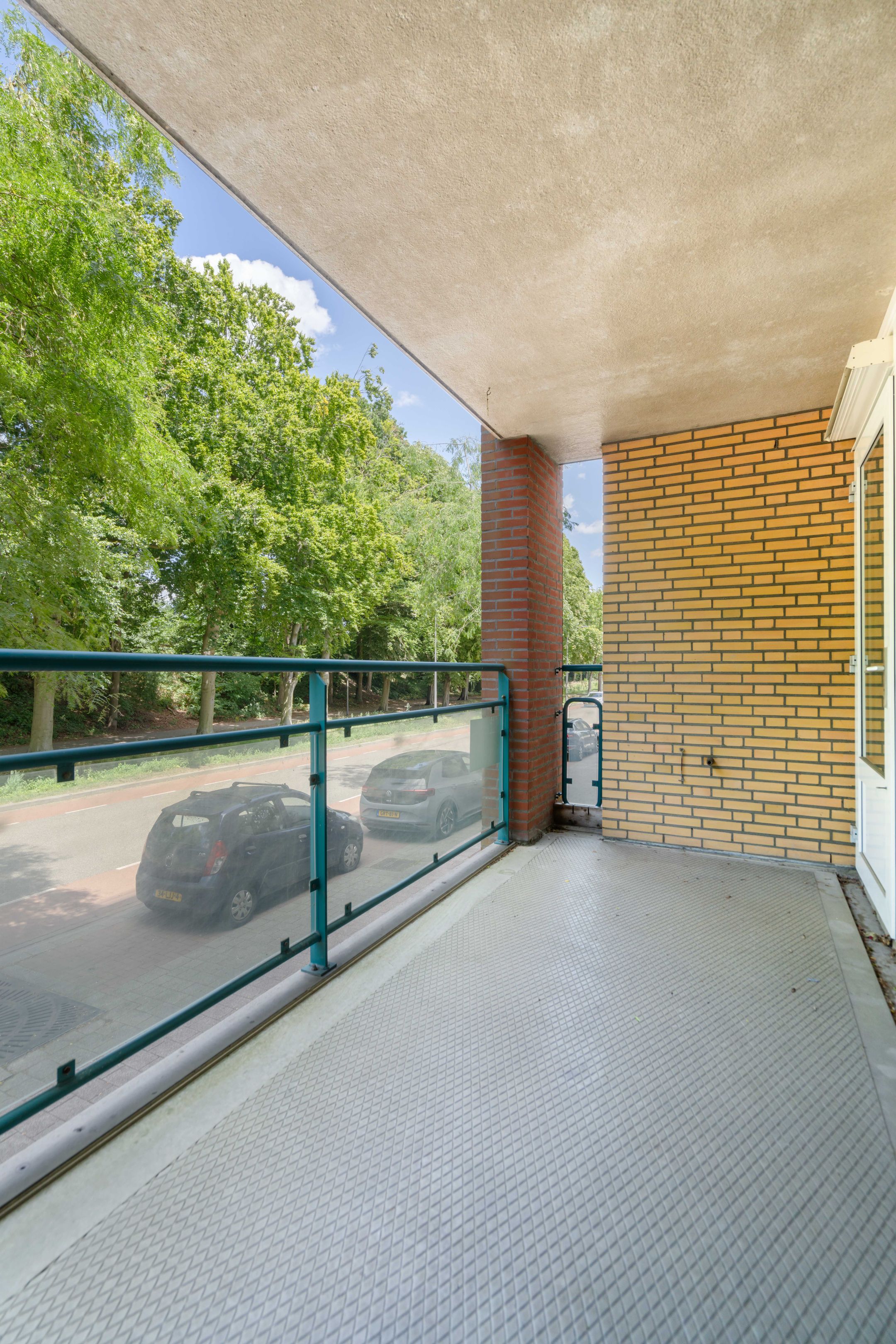 Foto 27 van Louis Regoutstraat 7