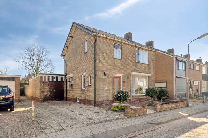 Photo 2 of Nieuwstraat 17