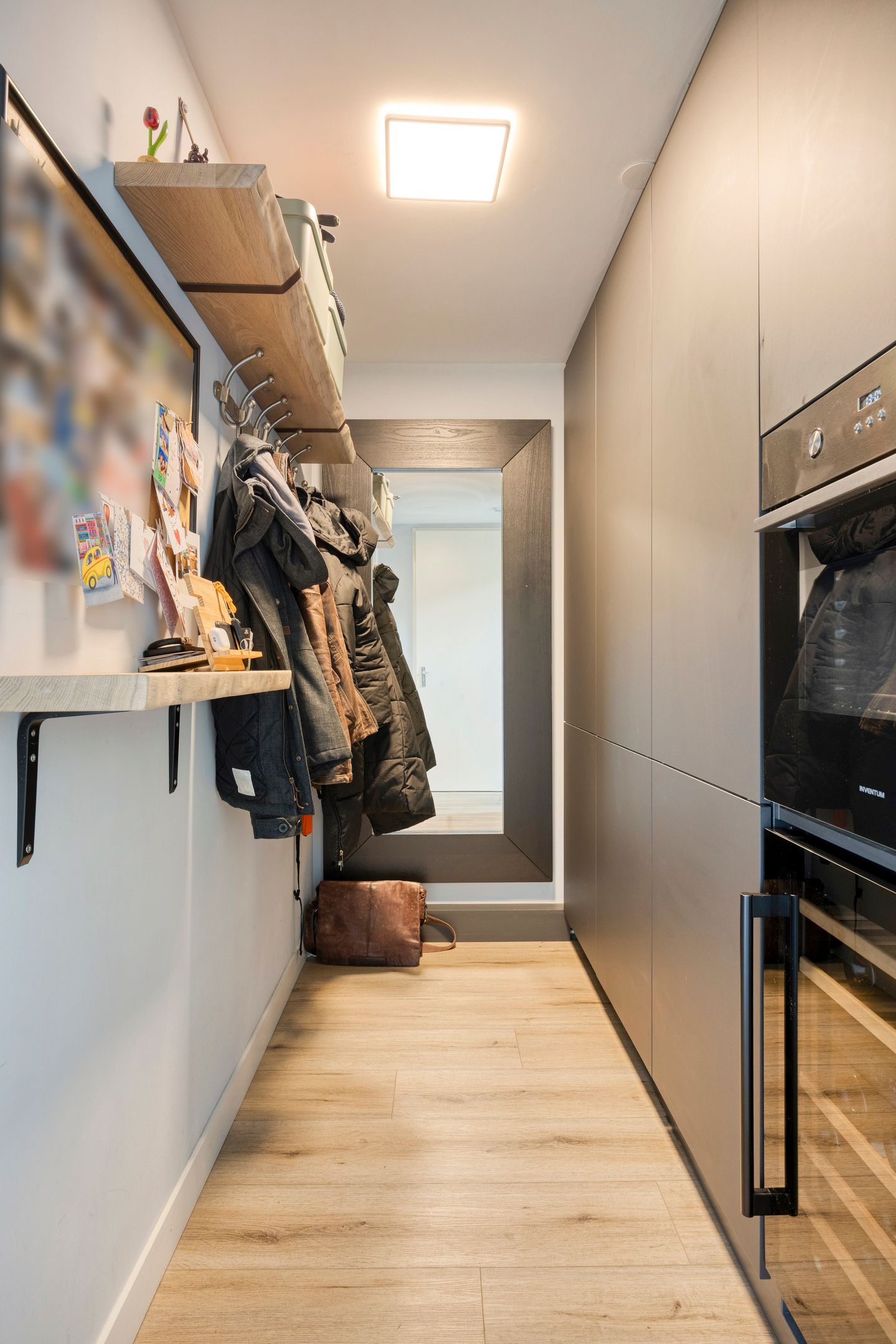 Foto 20 van Domela Nieuwenhuisstraat 21