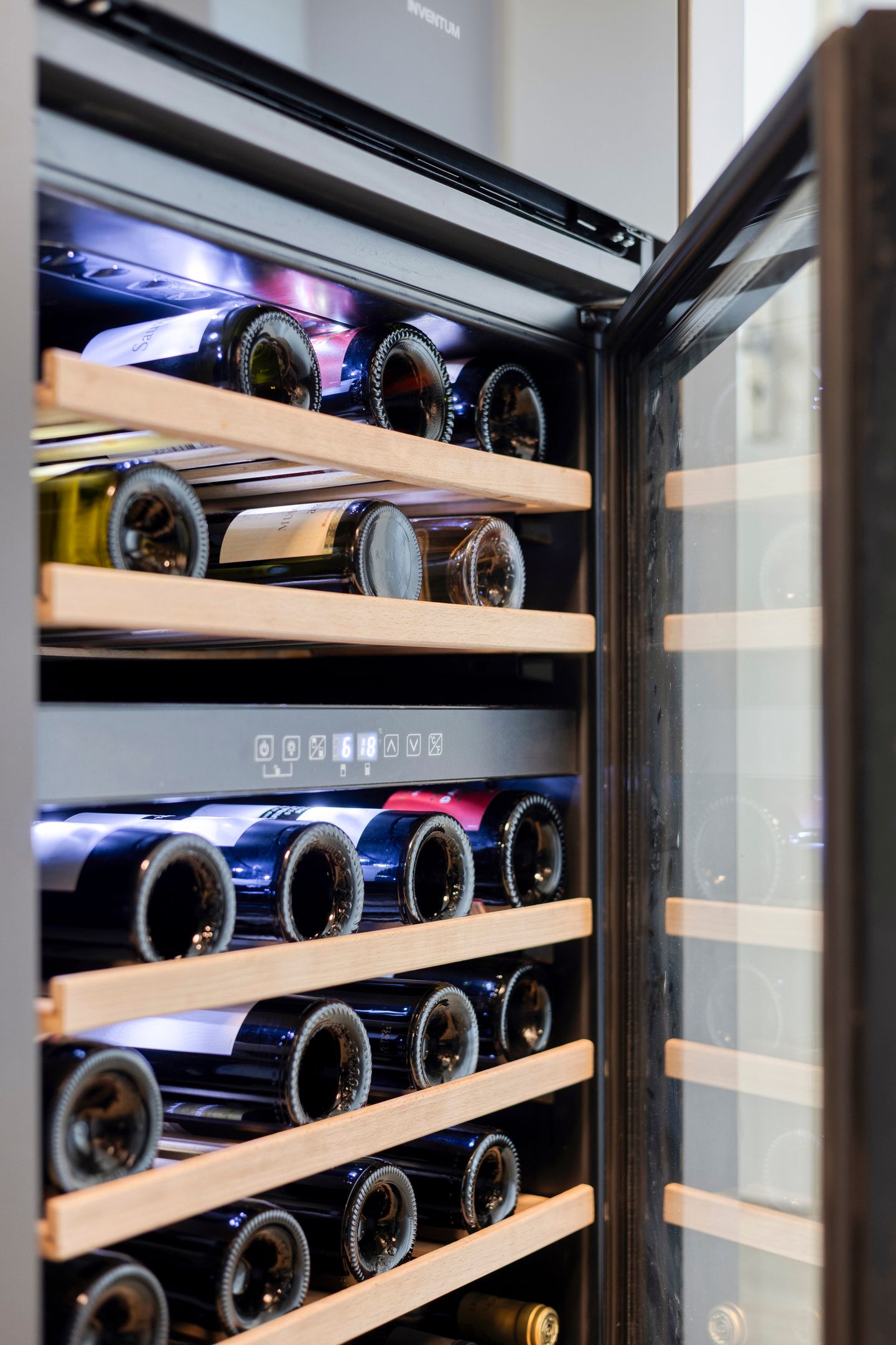 Foto 19 van Domela Nieuwenhuisstraat 21