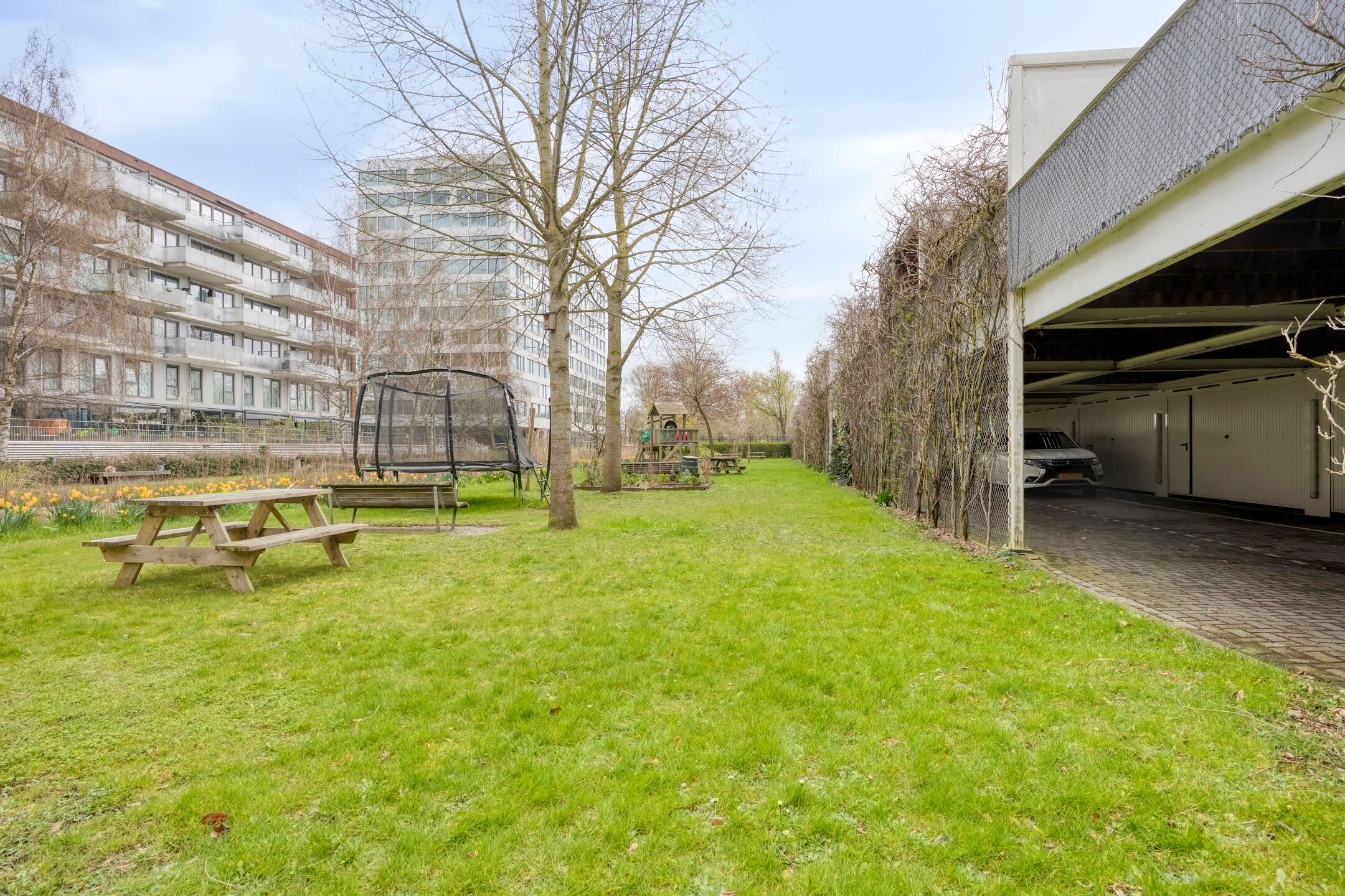 Foto 57 van Domela Nieuwenhuisstraat 21