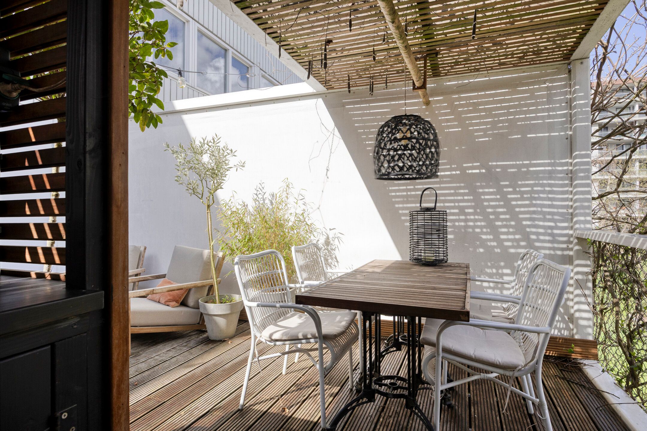 Modern Designer Town House with Private Garage and Terrace in Amsterdam — 59