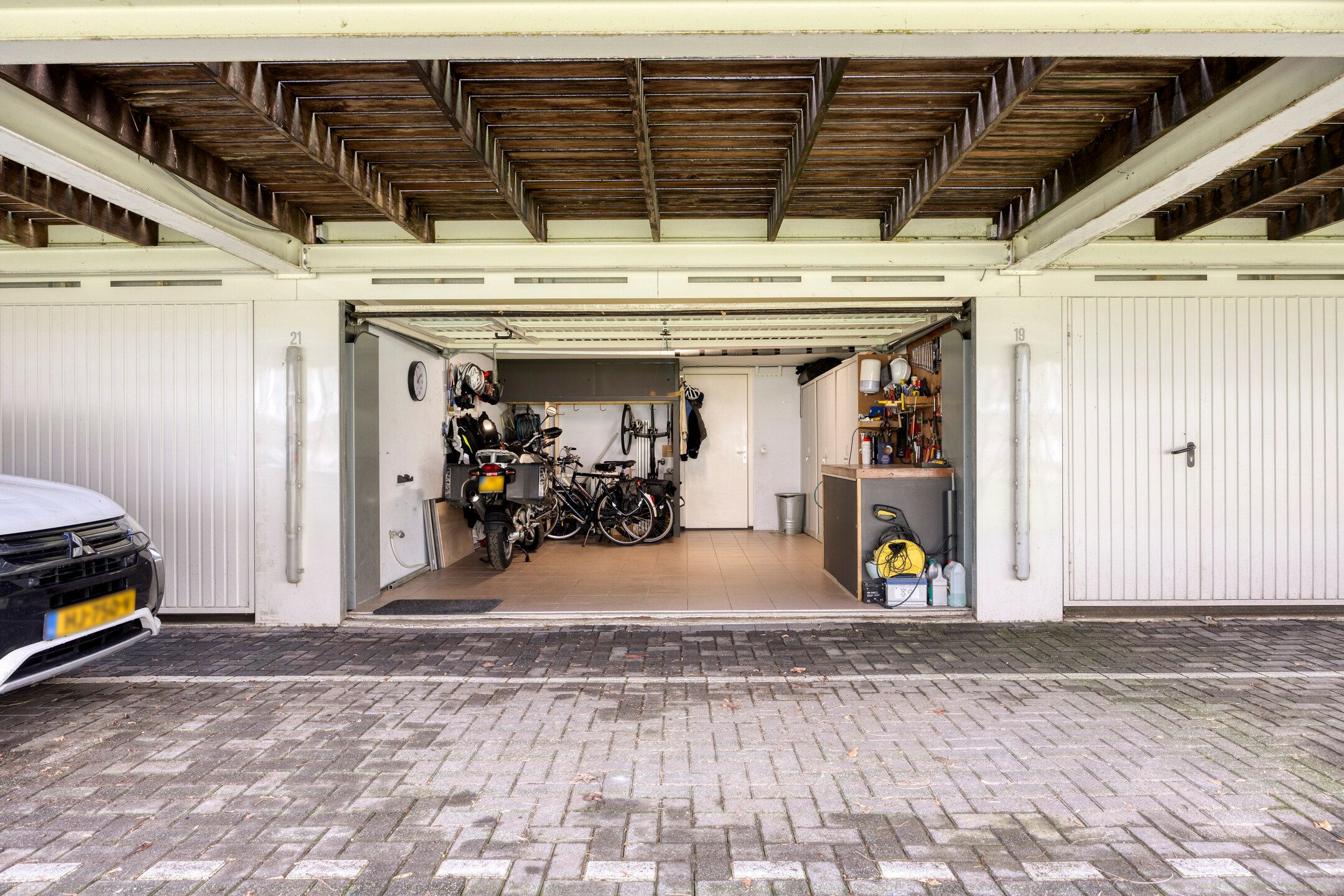 Foto 6 van Domela Nieuwenhuisstraat 21