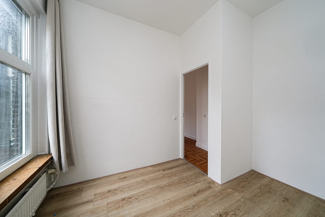 Photo 16 of Baan 180-A01