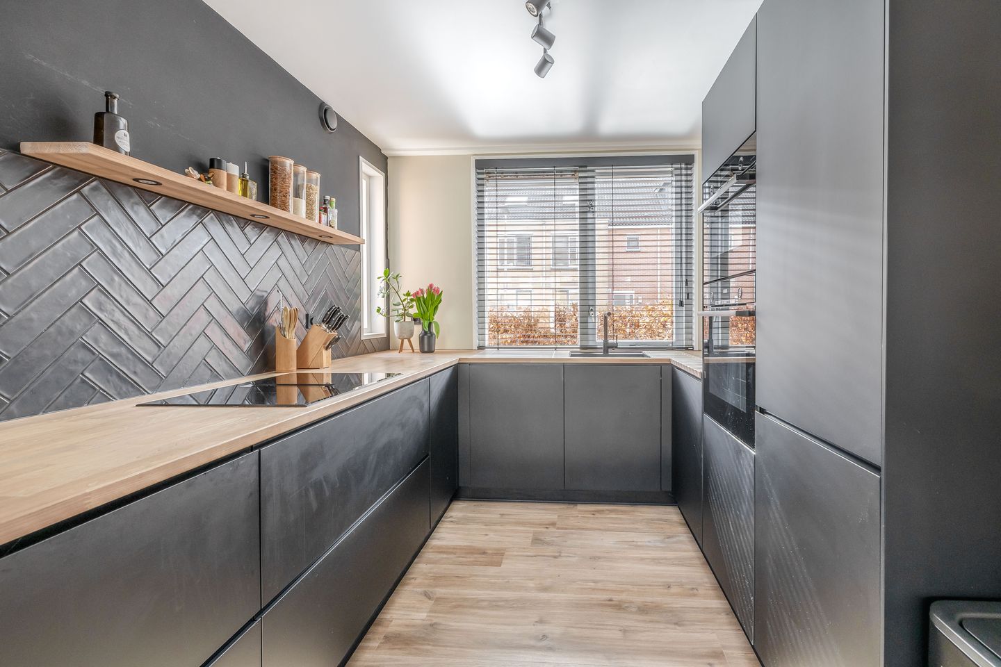 Foto 10 van Japanstraat 37