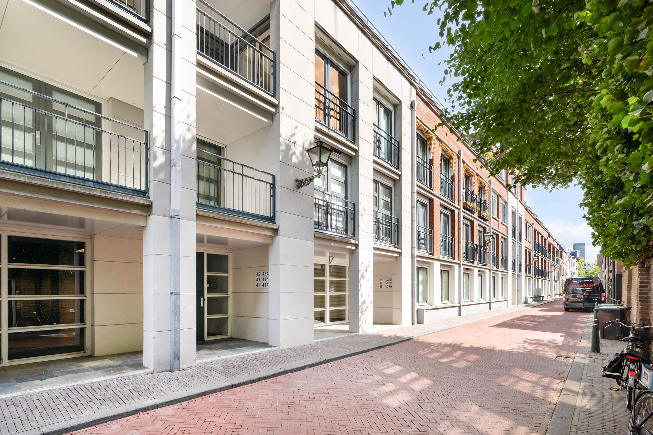 Laan van Roos en Doorn 37-F 37 F