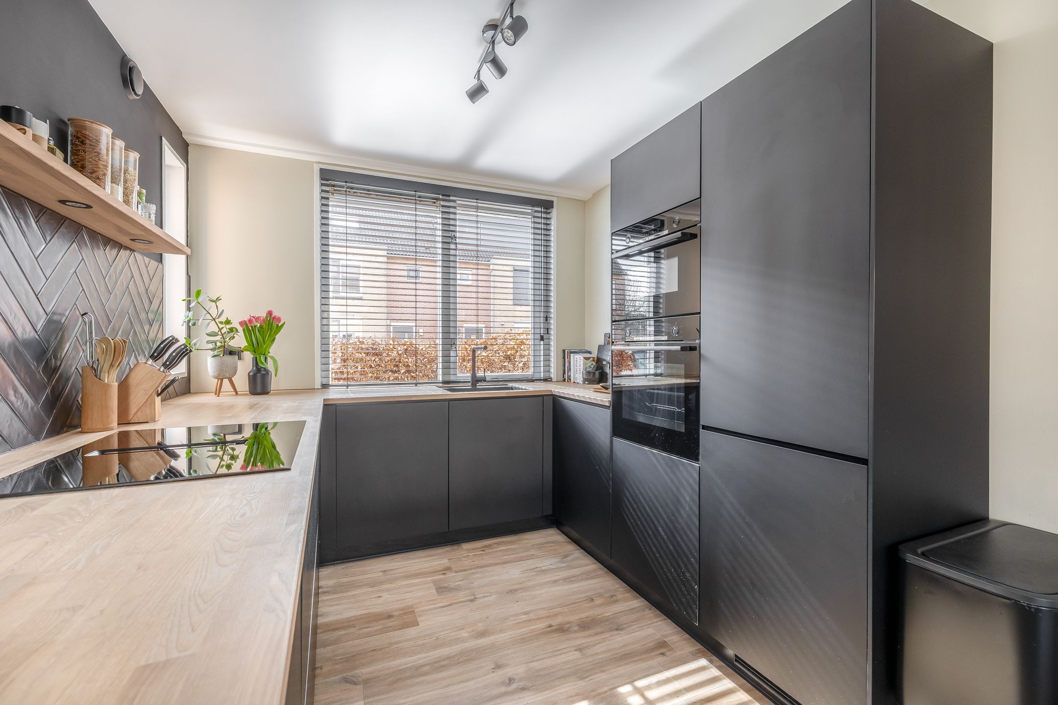 Foto 9 van Japanstraat 37