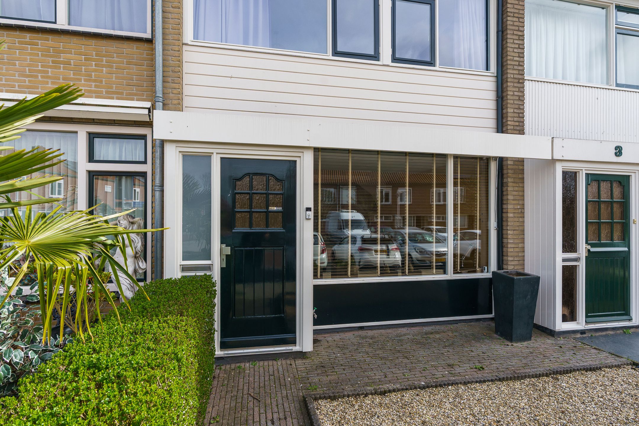 Spacious terraced home with sunny backyard in Vianen — 24
