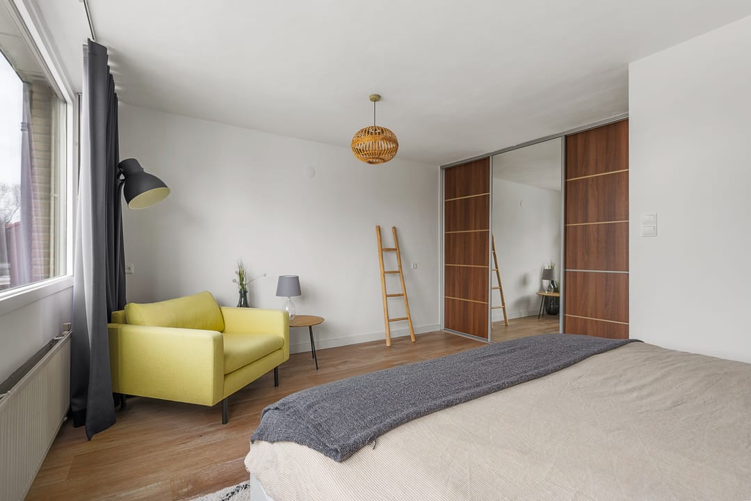 Spacious terraced home with sunny backyard in Vianen — 13