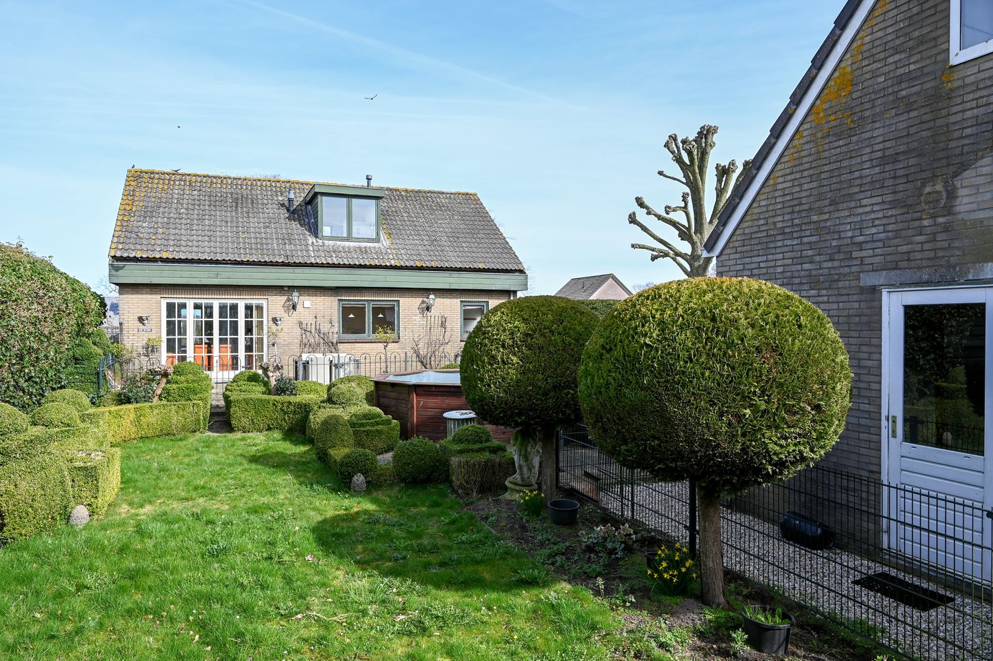 Characteristic Detached Residence with Double Garage in Horstermeerpolder — 30