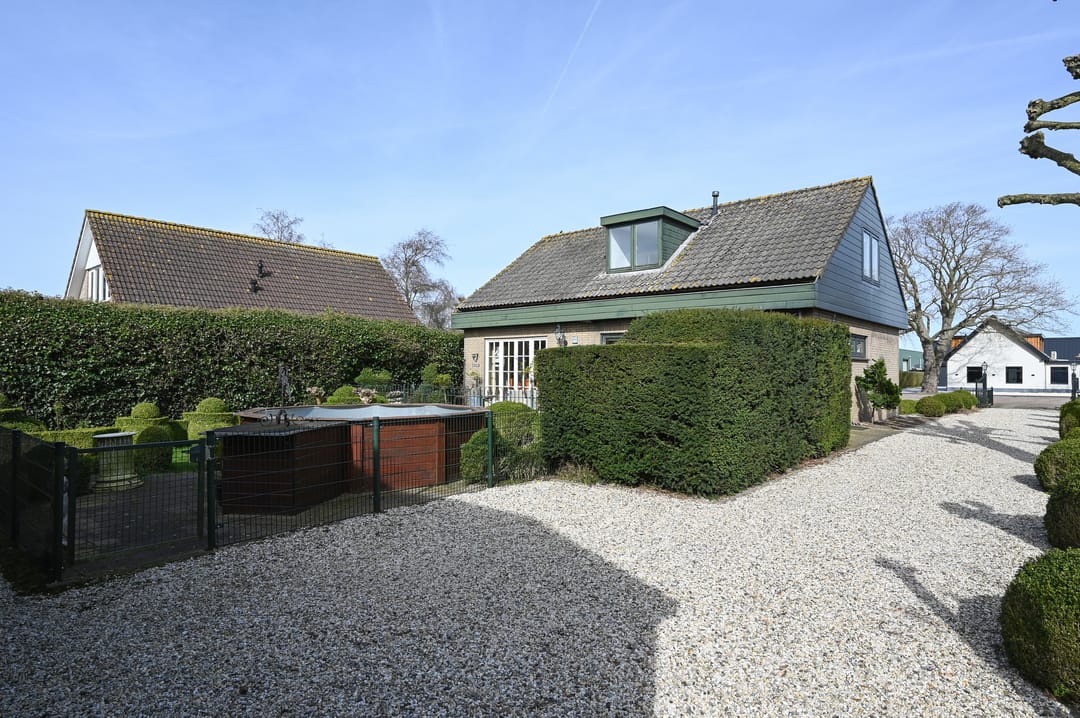 Characteristic Detached Residence with Double Garage in Horstermeerpolder — 25