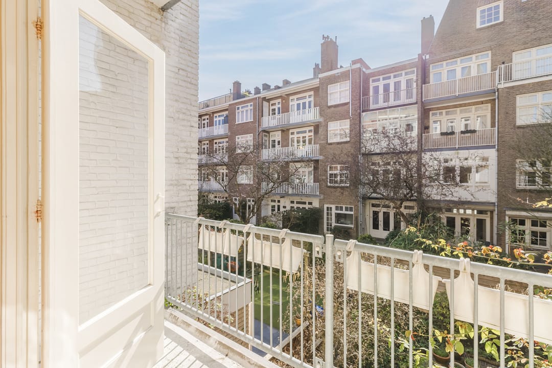 Photo 32 of Gerrit van der Veenstraat 51-H