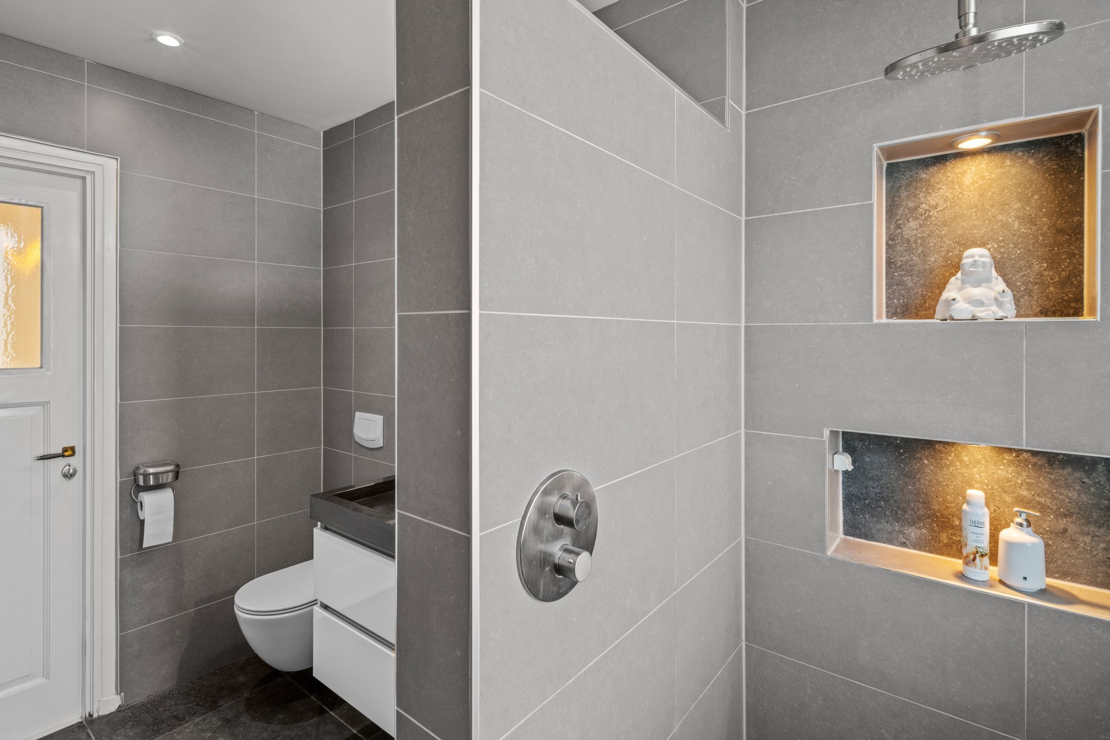 Foto 30 van Vrouwemadestraat 24