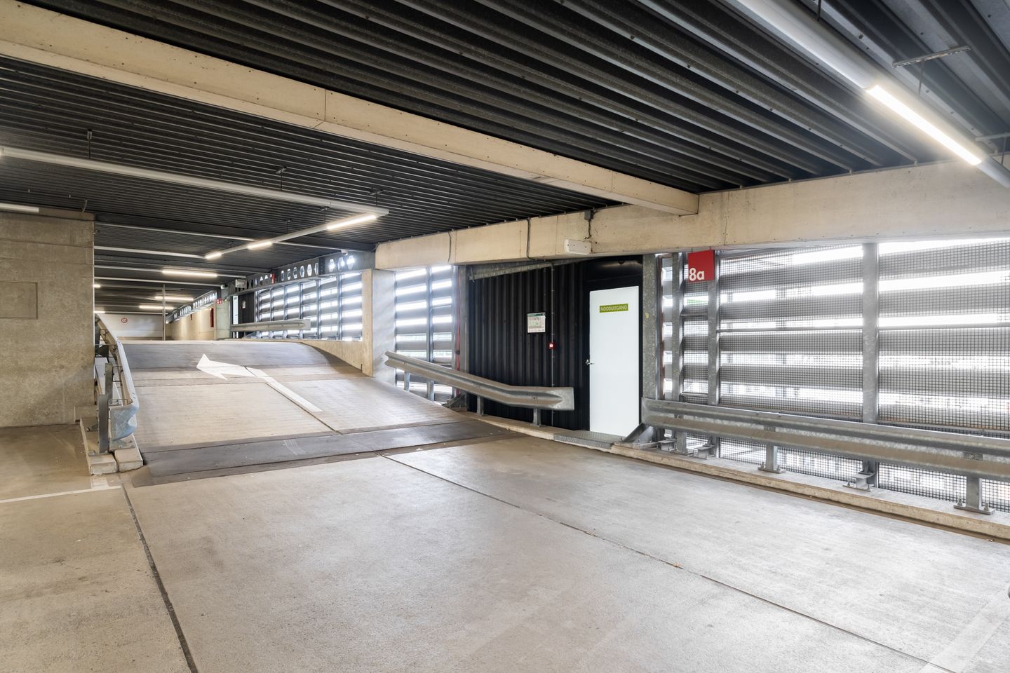 Foto 25 van Bulgersteyn 7305