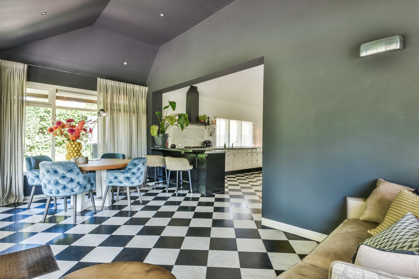 Characteristic Villa with Practice Space and Pool in Blaricum — 29