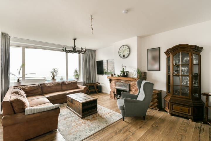 Photo 3 of Tjerk Hiddesstraat 6-F6