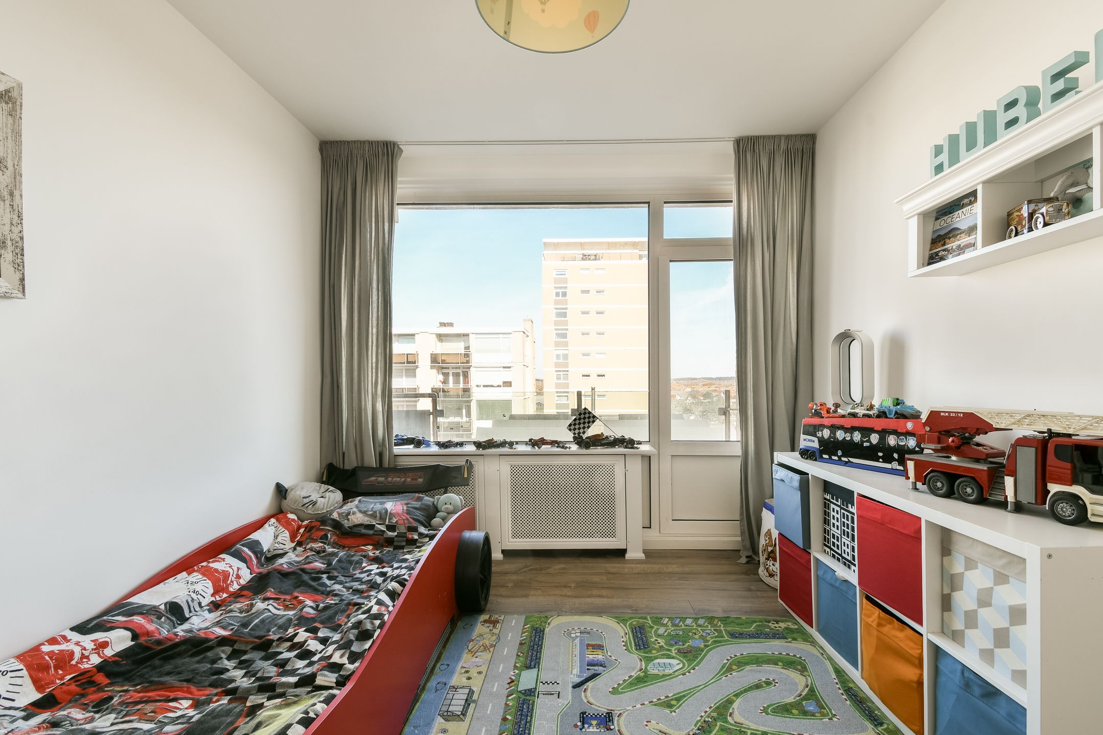 Ready to move in apartment with sea view and two balconies in Zandvoort — 12