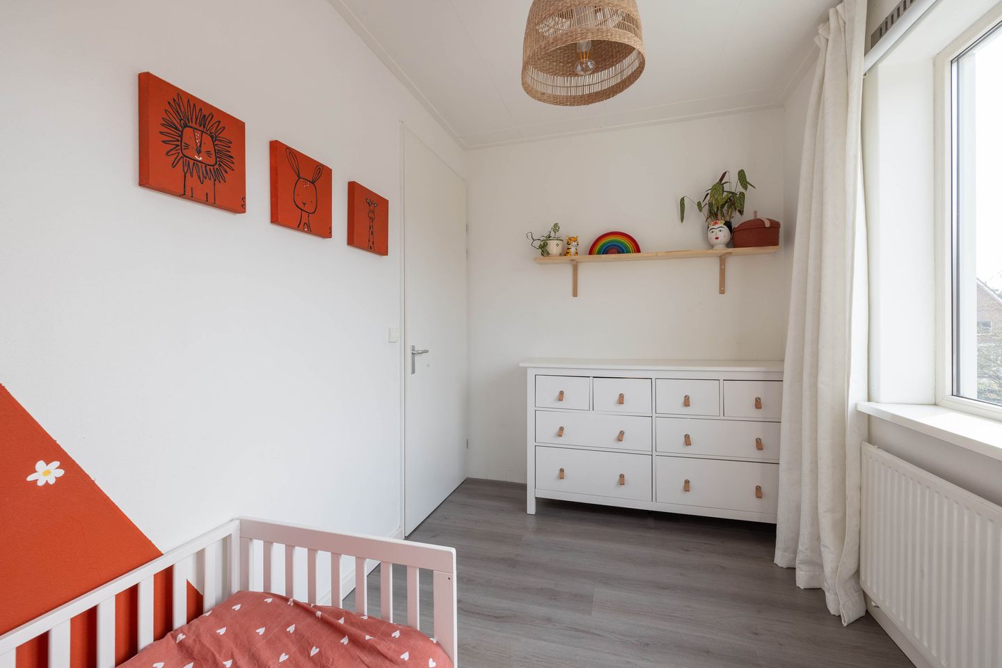 Photo 19 of Zalmstraat 16