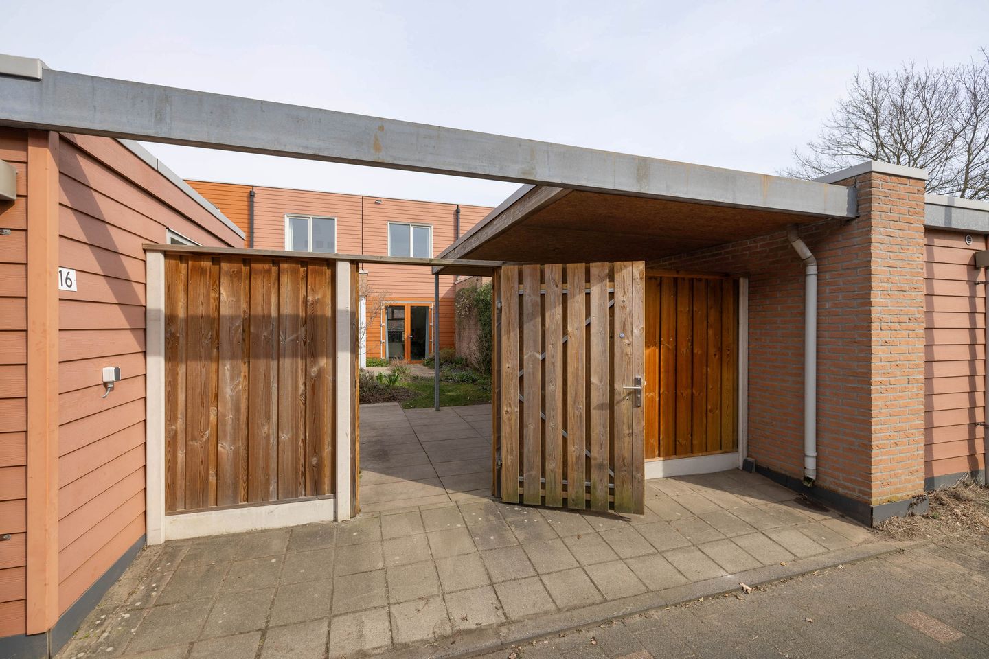 Photo 29 of Zalmstraat 16