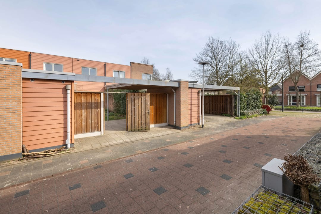 Photo 31 of Zalmstraat 16