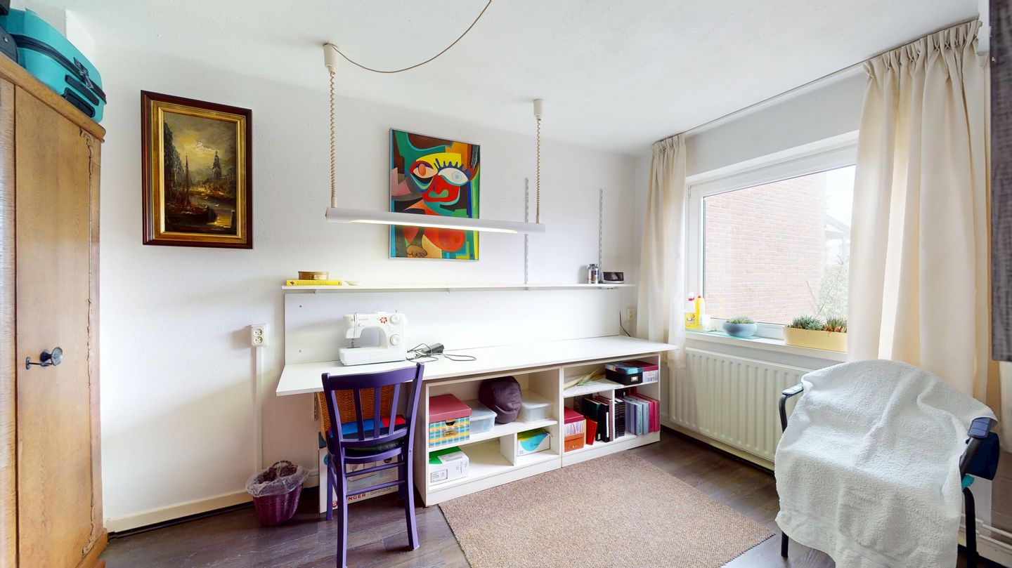 Foto 34 van Vroenstraat 76