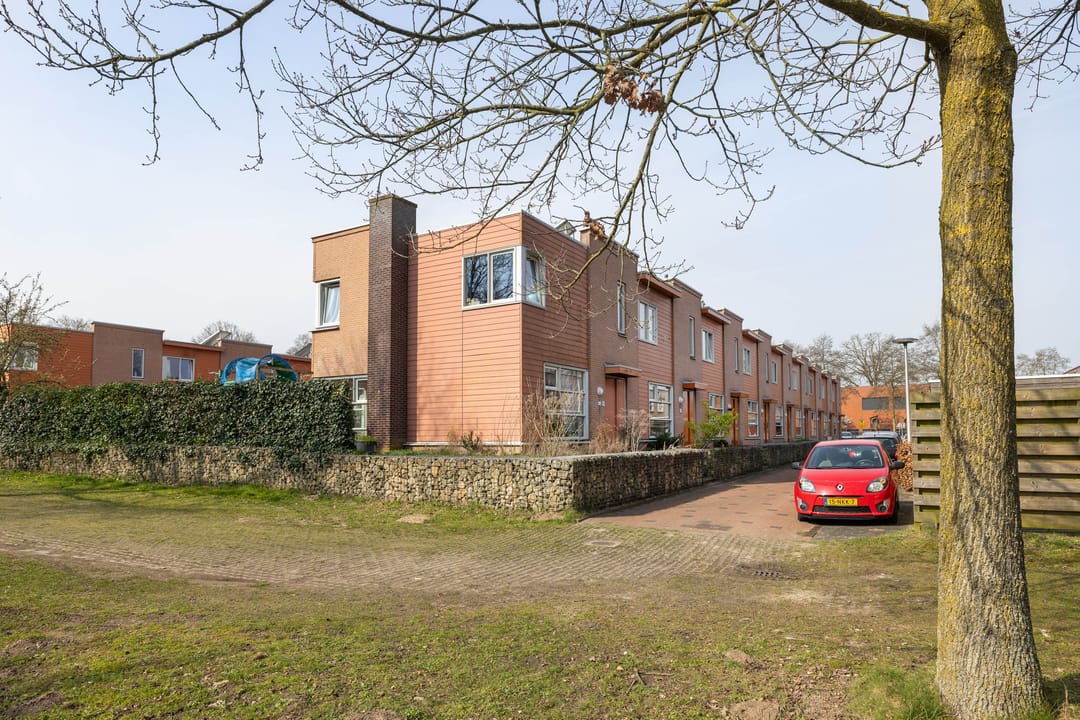 Photo 32 of Zalmstraat 16