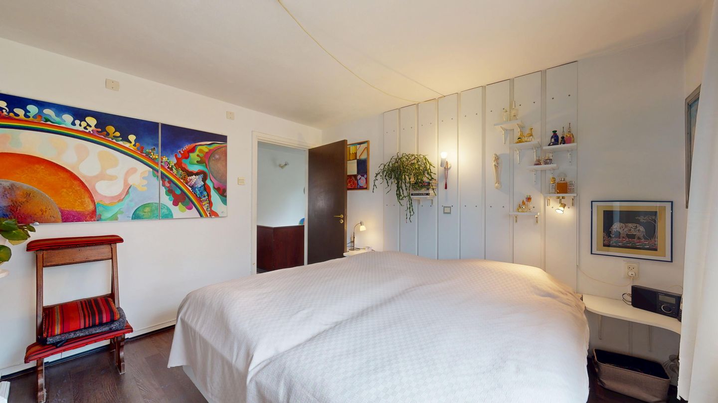 Foto 25 van Vroenstraat 76