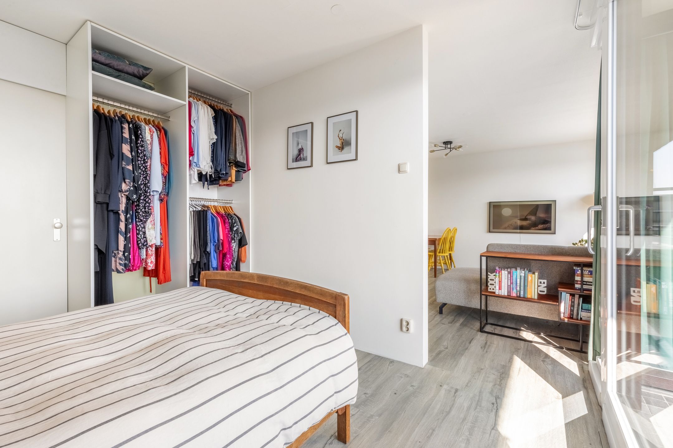 Light and Move-in Ready Apartment with Unobstructed View of Sloterplas — 24