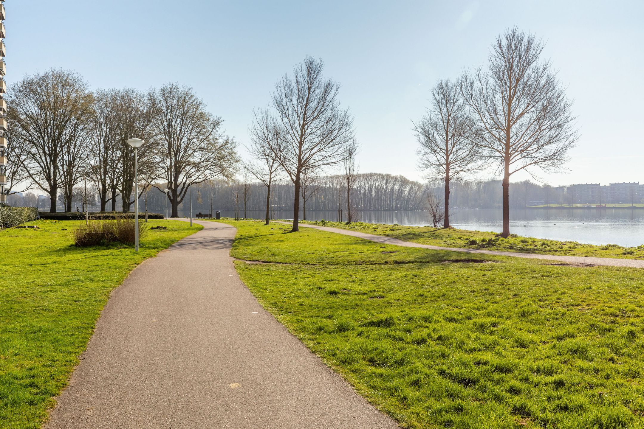 Light and Move-in Ready Apartment with Unobstructed View of Sloterplas — 42