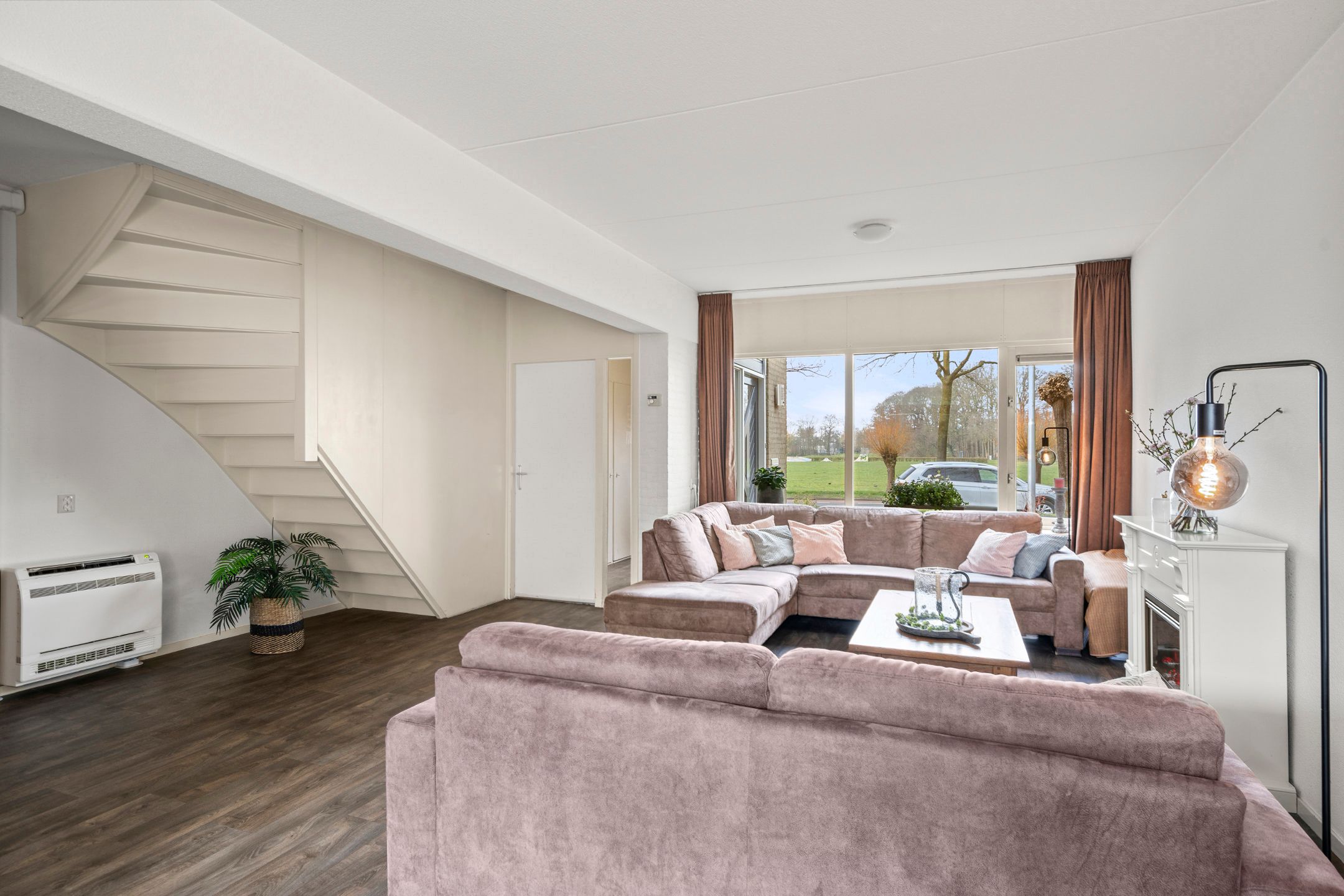 Photo 21 of Achterstraat 12