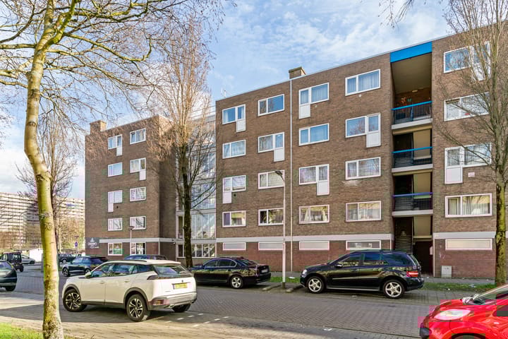 Photo 2 of Linnaeusstraat 232