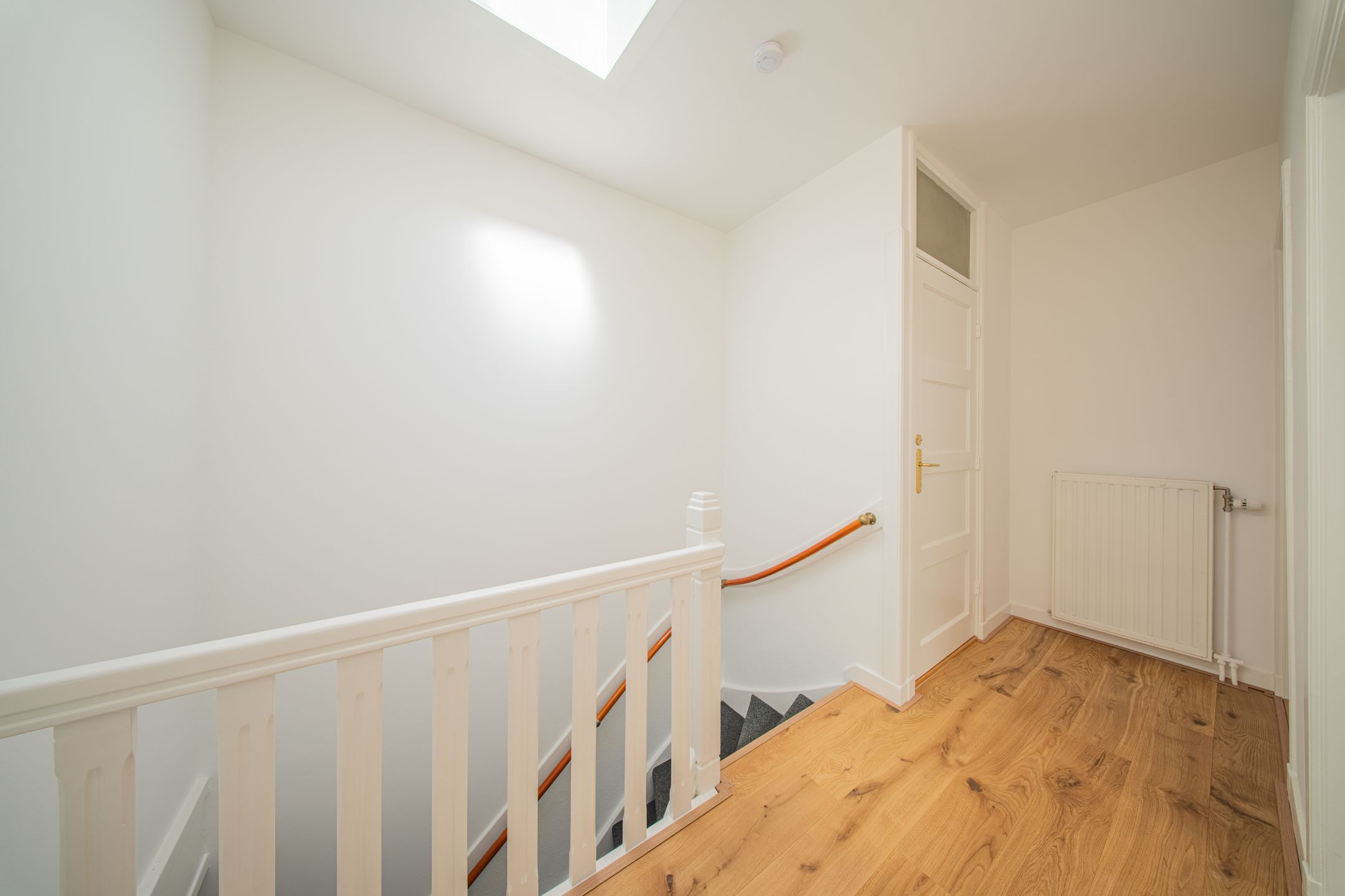 Photo 6 of Van Hoytemastraat 71-A