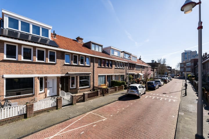 Photo 4 of Guido Gezellestraat 22
