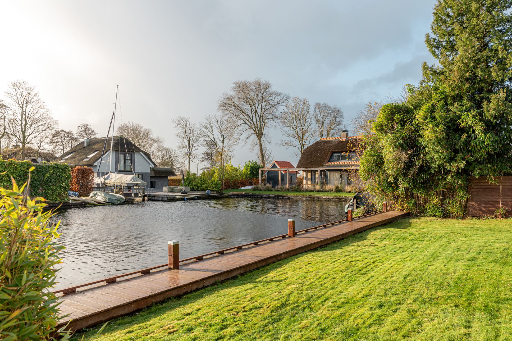 Photo 30 of It String 55