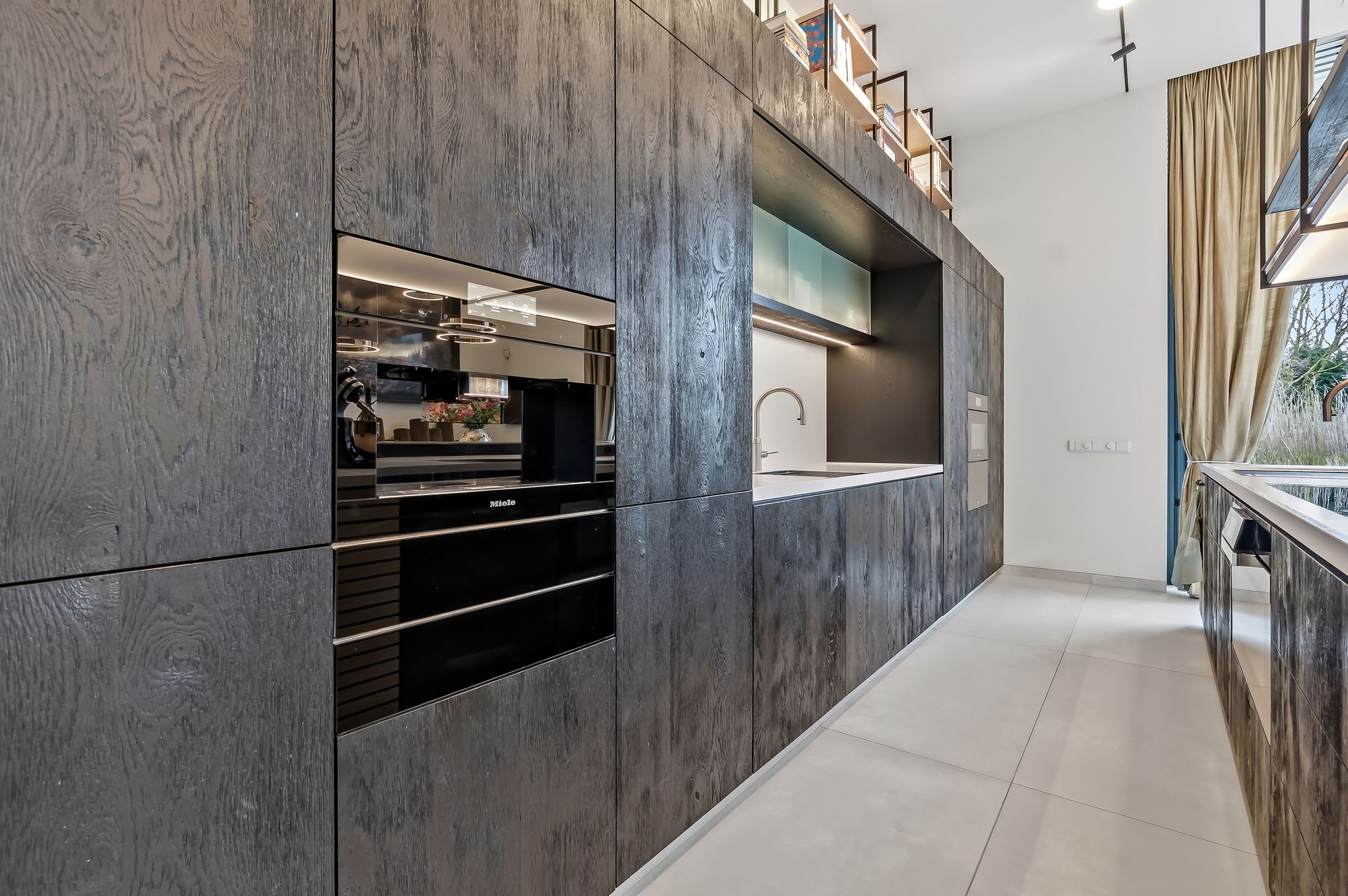 Foto 15 van Dovenetelweg 18-A