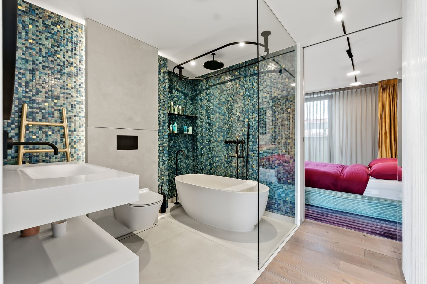 Foto 79 van Dovenetelweg 18-A