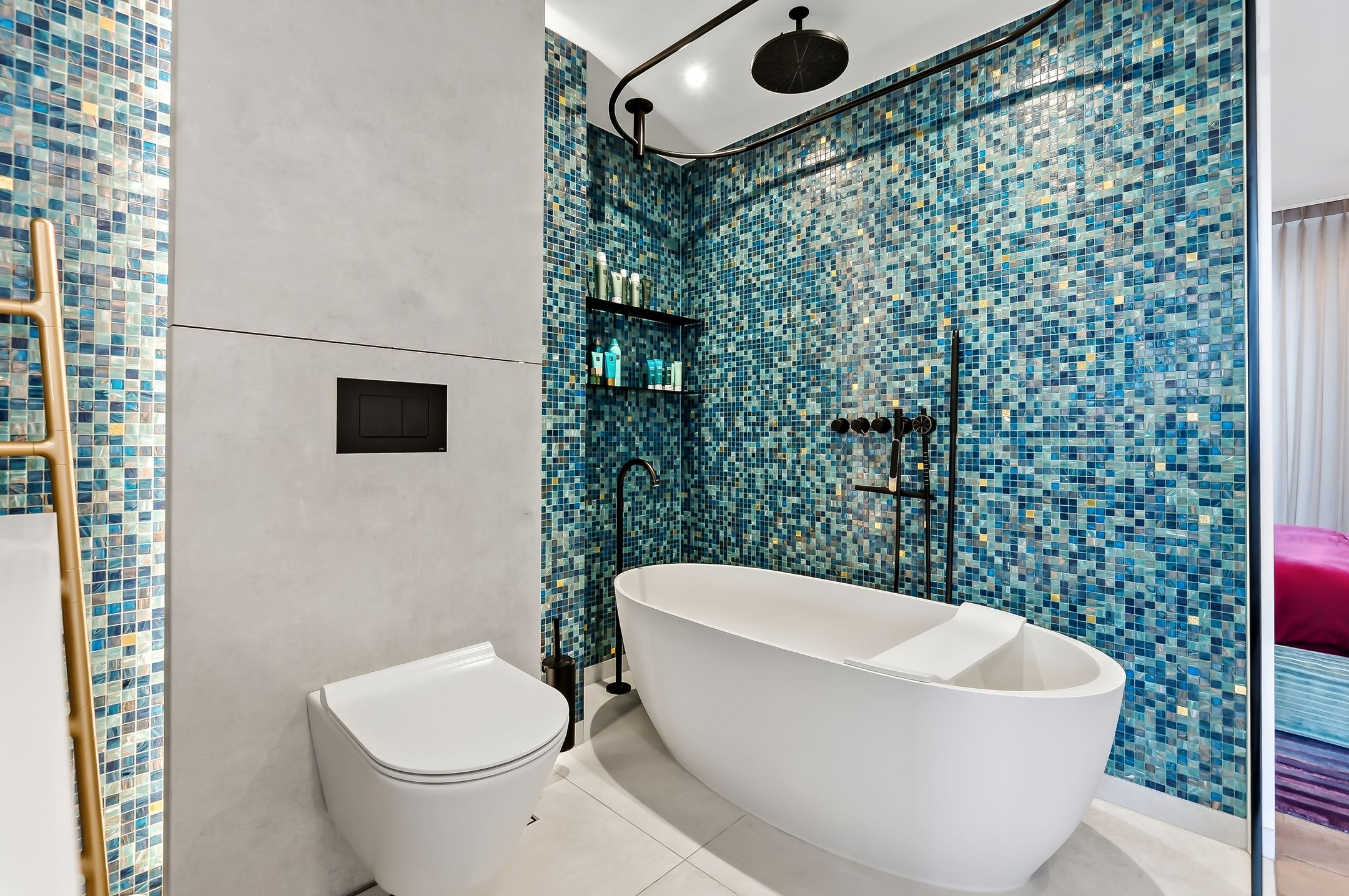 Foto 81 van Dovenetelweg 18-A