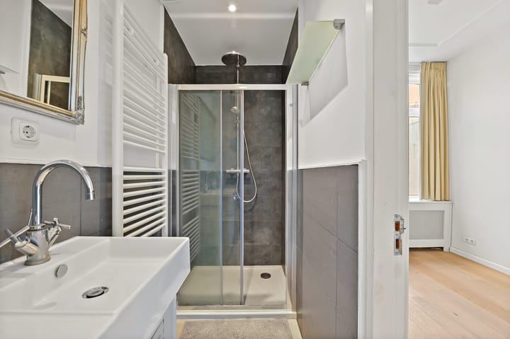 Foto 5 van Rijklof van Goensstraat 15