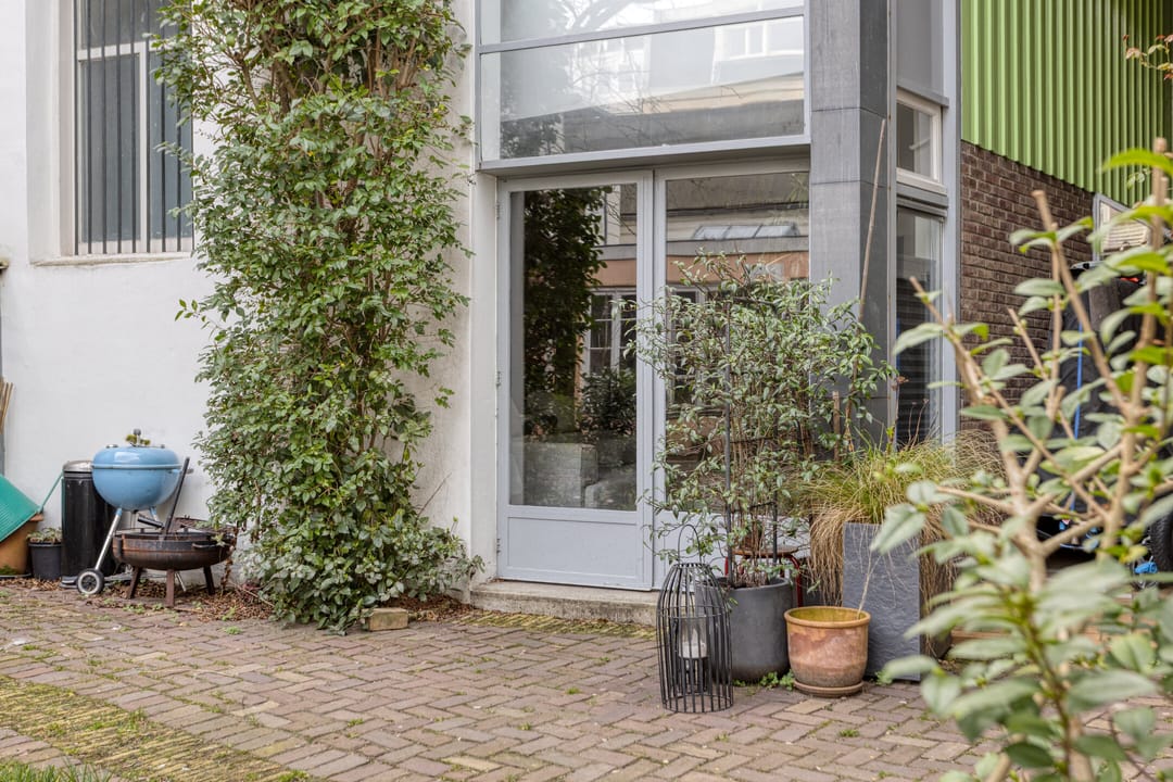 Spacious double ground-floor apartment with garden on the Prinsengracht — 60