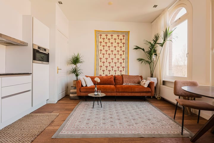 Photo 2 of Gerard Douplein 90-3