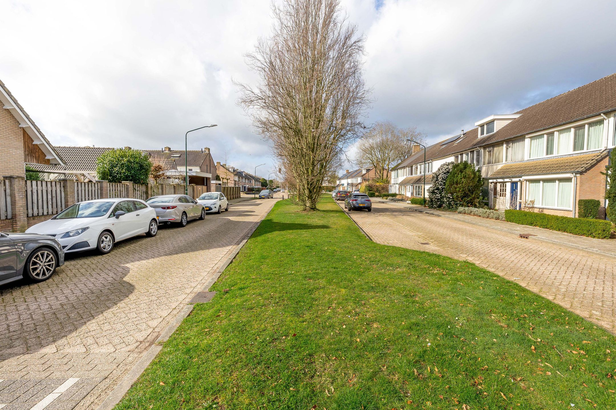 Spacious split-level semi-detached house with character and garden in Eerschot — 44