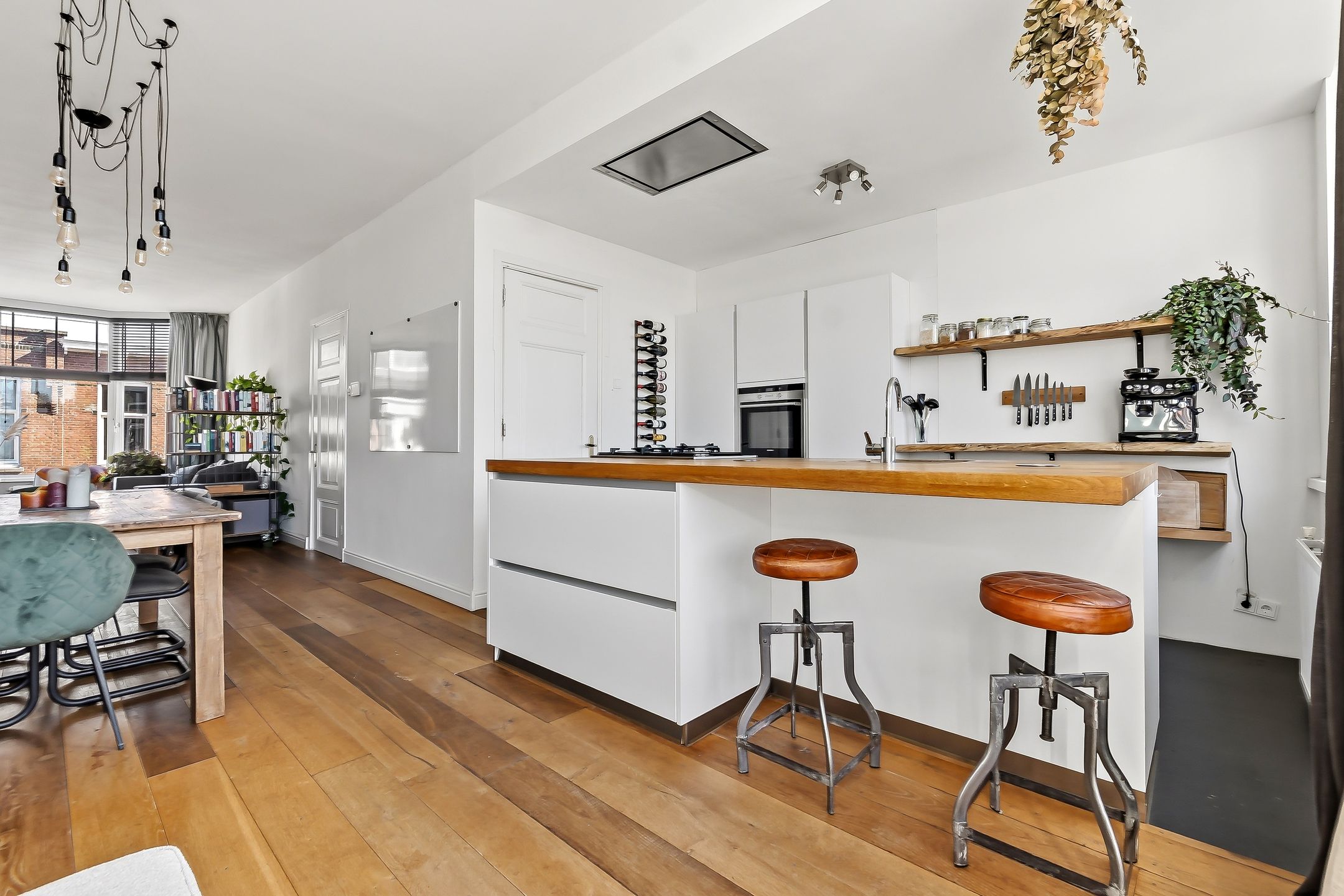 Blois van Treslongstraat 8 