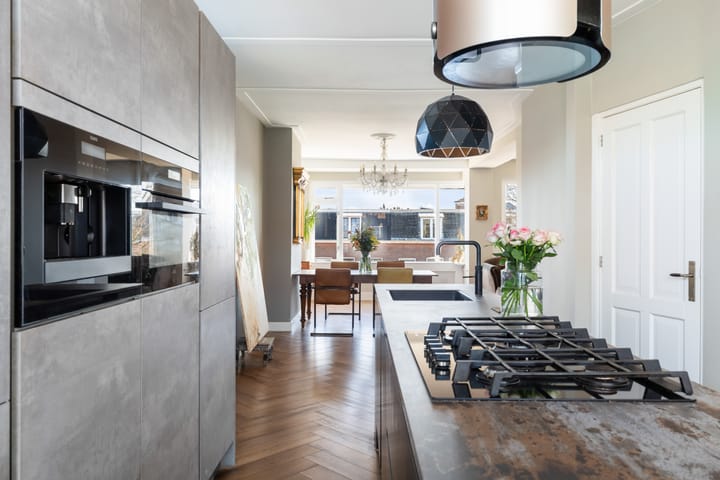 Photo 3 of Westduinweg 34-A