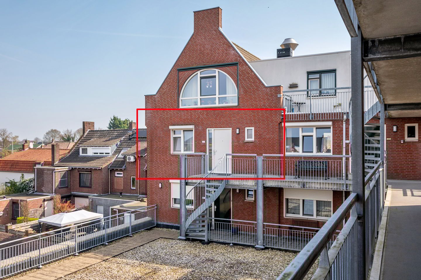 Foto 10 van Markt 12-L