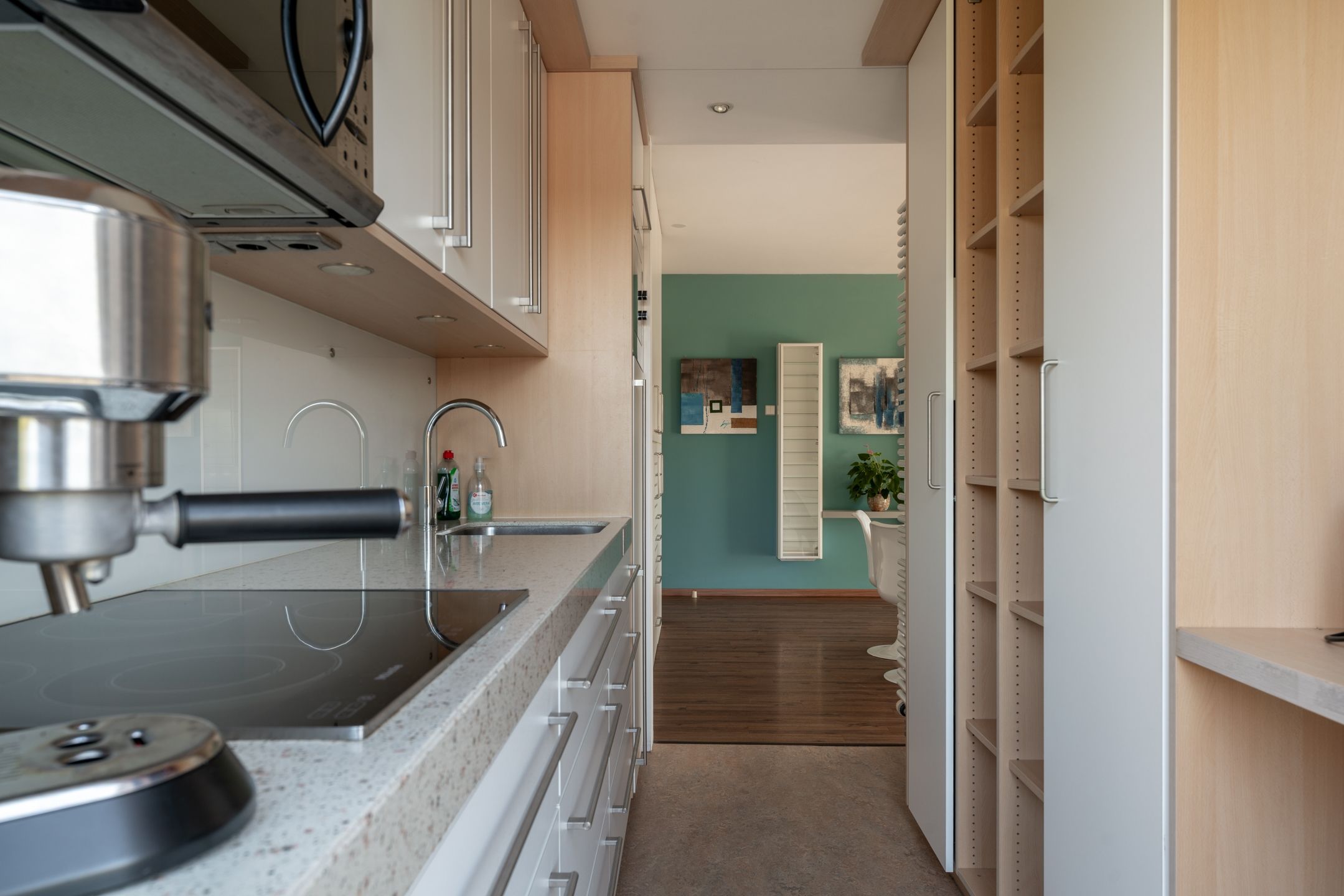 Foto 21 van Graaf van Rechterenweg 1-V